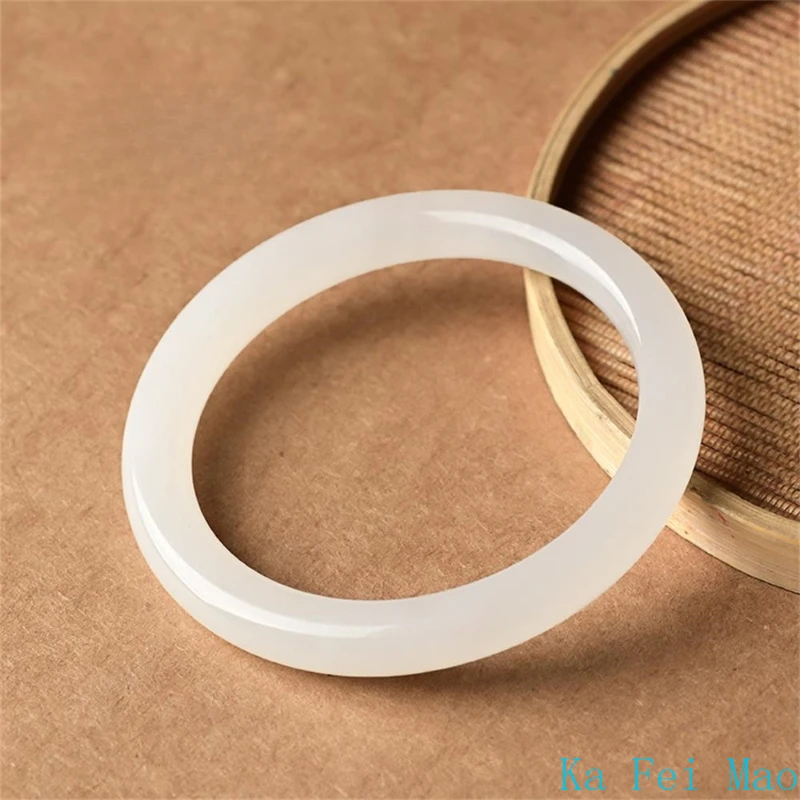 Natural Hetian Jasper White Ja - Ethnic Fashion Design recension och pris